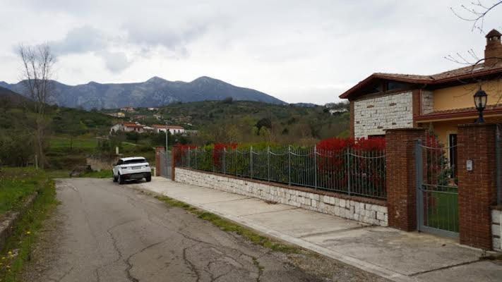 B&B Stazione La Reggia Καζέρτα Εξωτερικό φωτογραφία